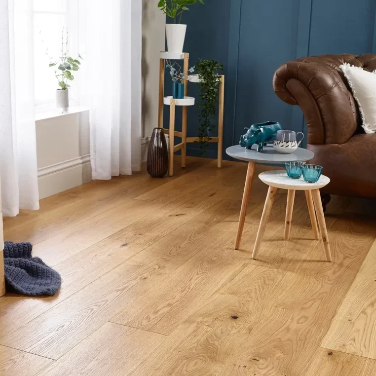 15mm-engineered-wood-flooring-15-4x220x1900-natural-brushed-lacquered-4