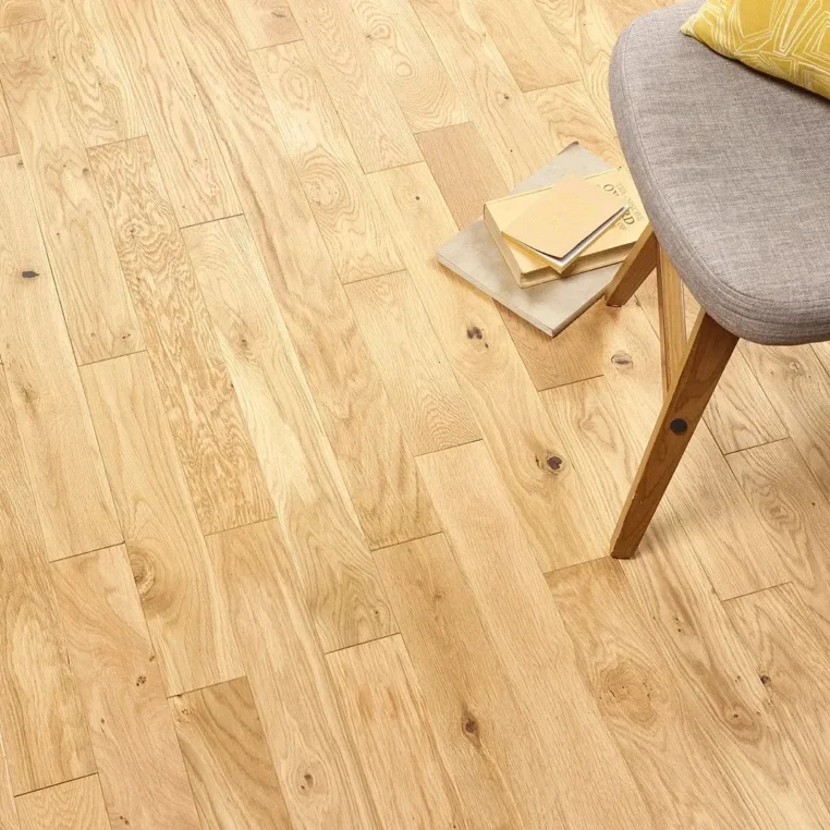 18mm-solid-wood-flooring-18x90xrl-natural-brushed-oiled-1